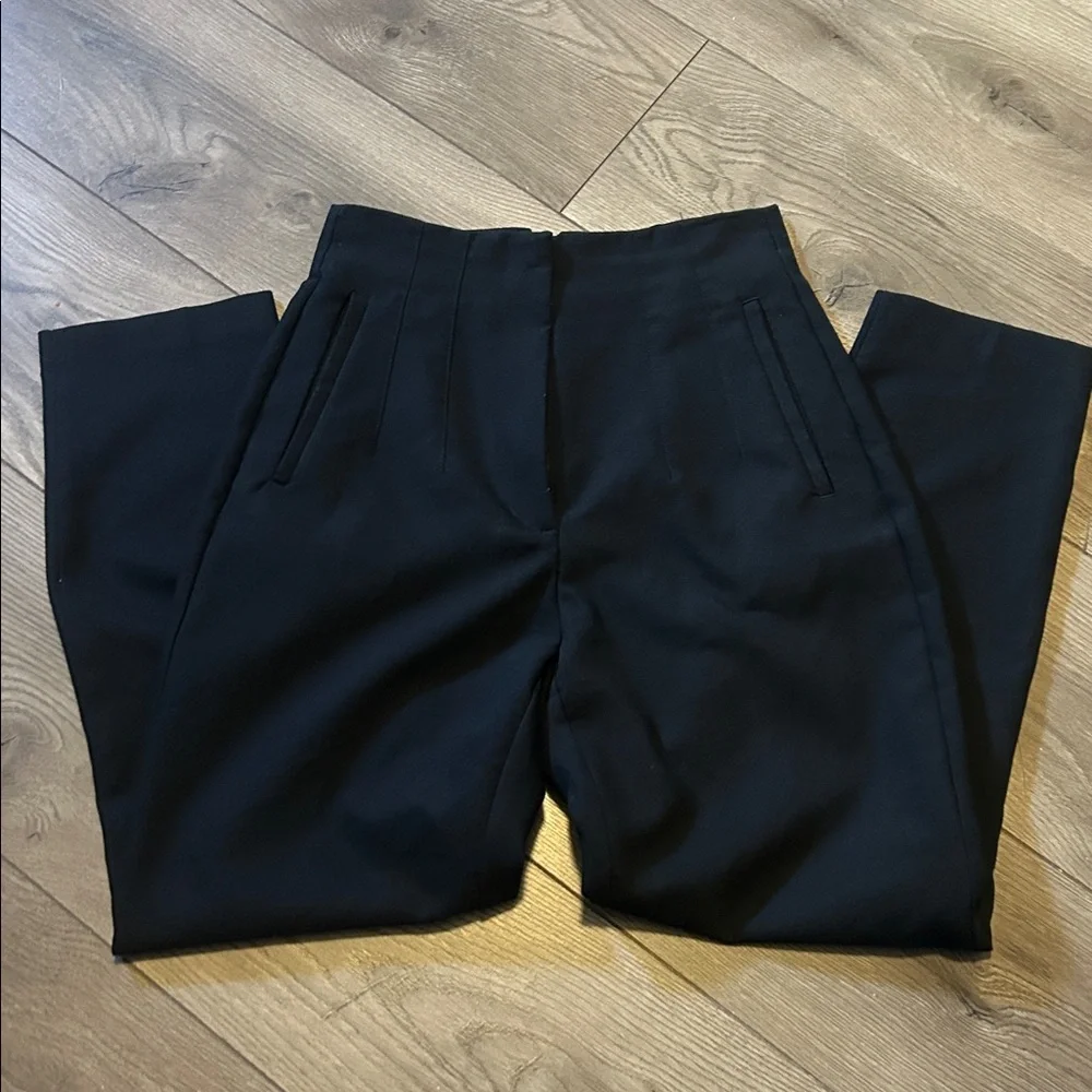ZARA Women's Black Tailored Ankle Pants - Picture 1 of 3